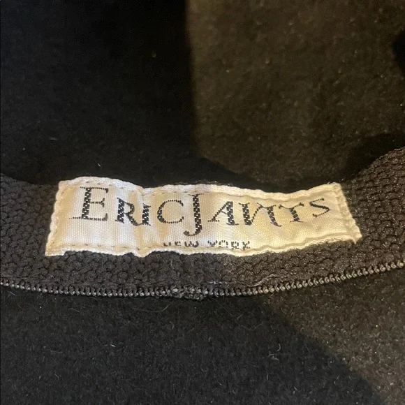 Eric Javits velvet packable hat - Picture 3 of 4